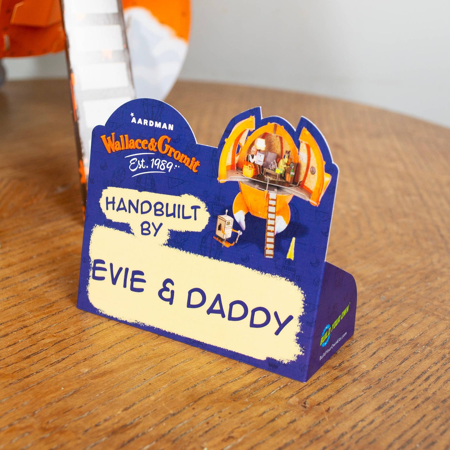 Build Your Own Wallace & Gromit Rocket - Eco-Friendly Kit