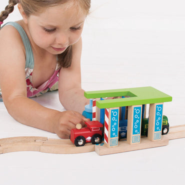 Train Washer - Bigjigs Toys - The Forgotten Toy Shop