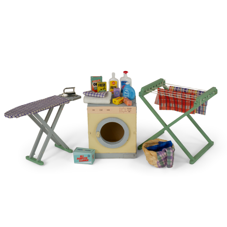 Sam & Julia - Mini Scene Kit - Laundry Day